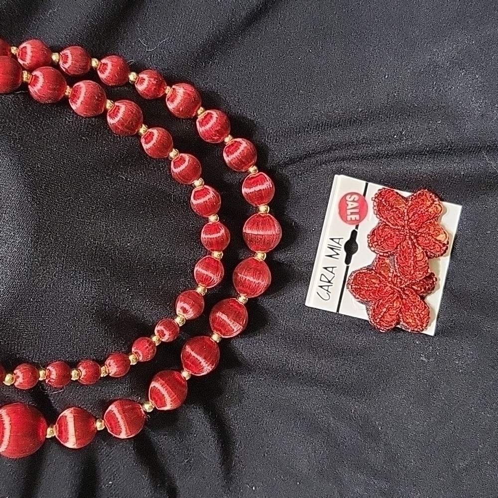 Vintage earrings and necklace